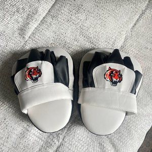 Tiger Muay Thai Boxing Pads 🥊